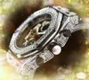 Homens populares Diamantes Ring relógio Stopwatch Relógio Man Stainless Aço Borda de borracha Business Quartz Cronógrafo Bateria Power clássico atmosfera Vire -relógio de pulso