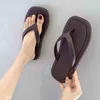 Infradito da donna estivi Scarpe da spiaggia per vacanze all'aria aperta Nuove pantofole con punta quadrata in tinta unita Designer semplice e accogliente sandali con diapositive piatte J220716