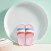 Vackra flickor Heart Slippers Nonslip Shoes Rainbow Korean version av platt botten Bekväm plattform Fashion Badrums tofflor J220716