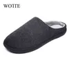 Ciepłe bawełniane kapcie męskie buty łazienki w Indoor Man Winter Fur Buty Wysokiej jakości Plush House Flat Footy Slajdy J220716