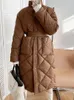 Trench feminina Casacos 2022 Algodão da xadrez de inverno acolchoado Mulher e comprimento de joelho comprido Longe Corean Clothes Warm Fashion Roupos H342