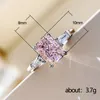 Anelli a grappolo 2022 Colore zircone rosa per donna Princess Cry Crystal Stone Ring Female Regalo per la festa di matrimonio Gioielli