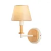 Lampada da parete in legno nordico Art Sconce per comodino Camera da letto Soggiorno Illuminazione di fondo Corridoio Luci a LED per bambini