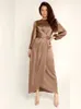 Robes décontractées Vintage Satin Robe élégante femmes lanterne manches ceinture à lacets froncé mince fente soirée maxi robes pour la fête et le mariage 221119