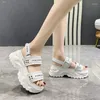 Sandales 2022 Summer Fashion HookLoop Platform Blanc Noir Casual Chunky Chaussures Pour Femmes Comfot Talon Haut Dames