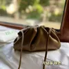 Autentyczne torby damskie torby modowe Venetas skórzane torby miękka torebka chmura bottegavveneta francuski ukośny krzyż pomarszczony wn-lxi4