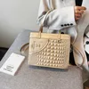 2023 New H-button Class High Capacity Fashion Commuter Embossed Crocodile One Shoulder Handheld Tote Design Bag Cheap Retail Wholesale
