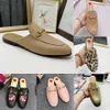 Pantoufles pour hommes et femmes chaussures de plage 100% cuir de vachette souple boucle en métal filet infrarouge femmes portant des sandales baotou demi-glisser