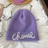 BeanieSkull Caps Perle Lettre Tricoté Bonnets Chapeaux Femmes Skullies Bonnet Doux Élastique Casquette Solide Sport Bonnet Hiver Chaud Ski 22116269521