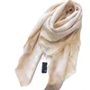 Sciarpe di seta di moda a quattro stagioni Scarf Man Women Scialchina per trifoglio a foglie di foglia lunga