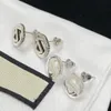 Brincos de garanh￣o feminino designer de marca de luxo cl￡ssico vintage simples ma￧￣ 925 bedring festa de casamento presente de natal presente de alta qualidade com caixa e carimbo