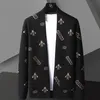 Hommes chandails 2022 automne coréen abeille alphabet imprimer Cardigan hommes pull manteau Designer mode tricot veste chandails noir