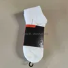 Herrensocken Herrensocken Frauen Hochwertige Baumwolle All-Match-Klassiker Knöchelbrief Atmungsaktives Schwarz-Weiß-Fußball-Basketball-Sportsocken Großhandel dfgdfg