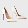 Nya kvinnors sandaler Luxury Stiletto klackar Designer Singel Shoe Pointed Sexig par med franska bokstäver Solid Color Contrast Patent Leather Box 33-43