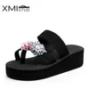 Xmistuo Zomer slippers voor vrouwelijke mode slippers met bloemen buiten highheels strandplatform sandalen glijbanen schuifriem J220716