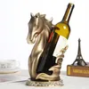 Estantes para vino de mesa Cabeza de caballo abstracta Soporte para botella de vino Cargador de resina ornamental Escultura Estante para vino Barware Decoración artesanal Cocina Arte Pub Suministros 221121