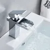 Robinets d'évier de salle de bains, vente en gros et au détail, robinet de cascade monté sur le pont, lavabo de lavabo, robinet mitigeur d'eau froide 221121