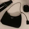 مصمم أكياس P عائلة مثلث الأوبو حقيبة نايلون قطعة قماش ثلاثة في حقيبة واحدة مستهلكة الإبطية واحدة الكتف