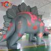 activités Modèle de dessin animé géant gonflable de dinosaure stégosaure de 6 m 20 pieds de long pour la décoration de cour publicitaire Prak avec souffleur d'air