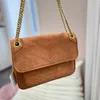 28cm niki zincir messenger omuz çantası kadın çanta çanta çanta moda mektupları altın donanım manyetik toka iç fermuarlı cep klasik flep crossbody çanta