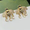 Urokowe kolczyki projektant kobiet luksusowy marka projektantka klasyczna mała pszczoła