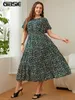 GIBSIE grande taille Ditsy Floral Oneck volants ourlet robe femmes vacances Boho été à manches courtes élastique Aline décontracté longues robes 221121