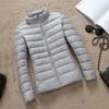 Piumino da donna Autunno Inverno Donna Giacca ultraleggera sottile 90 Piumini bianchi con cappuccio Cappotto caldo Parka Capispalla portatile femminile 221121