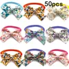 Odzież dla psów 50/100pcs Spring Pet Flower Tows Cute Fucidie