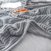 Dekens flanel voor bedden zachte warme koraal fleece gooi deken grijs geel groen kleur een enkele laag beddempert thuisbeddengoed 221122