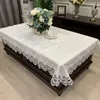 Bordduk Rektangelduk Lyxig broderi spets täcker blomma elegant ihålig utslag för matbord dekoration 221122