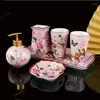 Set di accessori da bagno Modello rosa rosa Accessori da bagno Porta spazzolino in ceramica Dispenser di sapone Piatto regalo di nozze