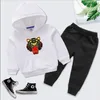 Kz lüks tasarımcı moda çocuk çocuk kız giysileri spor sweArautumn bebek hoodies 2pcs çocukları kıyafet toddler pamuk iz 2271l