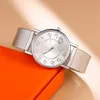 Herr Quartz Watch Montre de luxe Klockor För Herr 40MM Boutique Armband Dam Designer Rostfritt Stål Dam Mode Casual Armbandsur