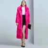 Pelliccia da donna Faux Winter Women High Street Luxury Cappotto lungo Lady Vintage Slim Rosso Rosa Cappotti Femal Blu Giacca finta 221122