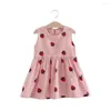Flickaklänningar Daglig klänning tryckt avslappnad delikat ärmlös jordgubbsving lite elegant