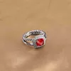 ontwerper vrouw mode-sieraden bruiloft luxe ringen zilver voor ring Twisted Dames Klassiek Ingelegd Rood Granaat Zirkoon Verloving Verjaardag