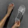 Mulheres geléias chinelas de verão Colhas de doces transparentes slides casuais cuecas de moda em sapatos externos de praia plana 2022 J220716