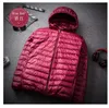 Męskie Down Parkas 11xl 12xl mężczyzn Mężczyźni Spring Jackets Jakość Ultra Light 90% biała kaczka z kapturem przenośna 221122