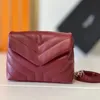 Bolsas de diseñador 7A Bolsos de hombro de cuero con calzada V Mujer Mujeres Moda Crossbady Cierre magnético Purso Múltiples colores de 20 cm