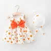 Kız Elbiseler 2 Parça Toddler Yaz Giysileri Set Koreli Sevimli Kolsuz Pamuk Yay Çiçekleri Bebek Sunhat Doğumlu Plaj Elbisesi BC010