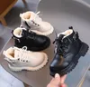 Botas Niños Zapatos casuales Otoño Invierno Nieve Niños Moda Cuero Suave Antideslizante Niñas Bebé Niños Deporte 221122