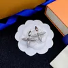 Luxus V Letters Perlen Designer -Hölzer Ohrringe für Frauen 18K Gold Silber Shining Diamond Stone Marke Liebe Ohrring Ohrhörer -Party Schmuck