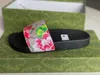 Designer Rubber slide sandal Floral brocade men slipper Gear bottoms Flip Flops women striped Beach causal slipper with