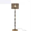 Lampadaires post-moderne lampe en cristal européenne néo-classique créative verticale simple chevet salon chambre étude LED