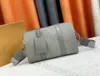 Uomo Duffel Borsa Boston Cuscino Keepall da 25 cm Hallbag Borsa in pelle TAURILLON GAGGIO 2022 Game Coppa del Mondo di World Borse Designer Bag del bagaglio