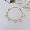 Pulseras con dijes Diseño de moda Joyería para niñas de lujo Cadena de oro de buena calidad Pulsera multibrújula para mujeres Rhinestones Decoración Acc309r