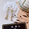 Zarte Designbuchstaben herzförmige Diamant Quasten -Charm Designer Ohrringe vorgestellten Perlenzubehör High -End -Modegeschenk für Frauen