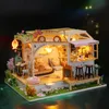 Accesorios para casa de muñecas Cat Cafe Back Garden Casa de muñecas de madera con luz LED Muebles para adultos Regalos DIY Miniatura 221122