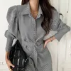 Robes décontractées Tempérament coréen Revers Chic Simple Boucle Boucle Tuck Ceinture Plaid Bubble Manches Robe Lâche Mode Élégante Femmes Vêtements 221121