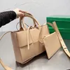 Designer Tote Bags Pour Femmes De Haute Qualité Tissage Sac À Main De Mode Classique Simple Épaule Grande Capacité Lady Purse Shopping Bag 230711bj